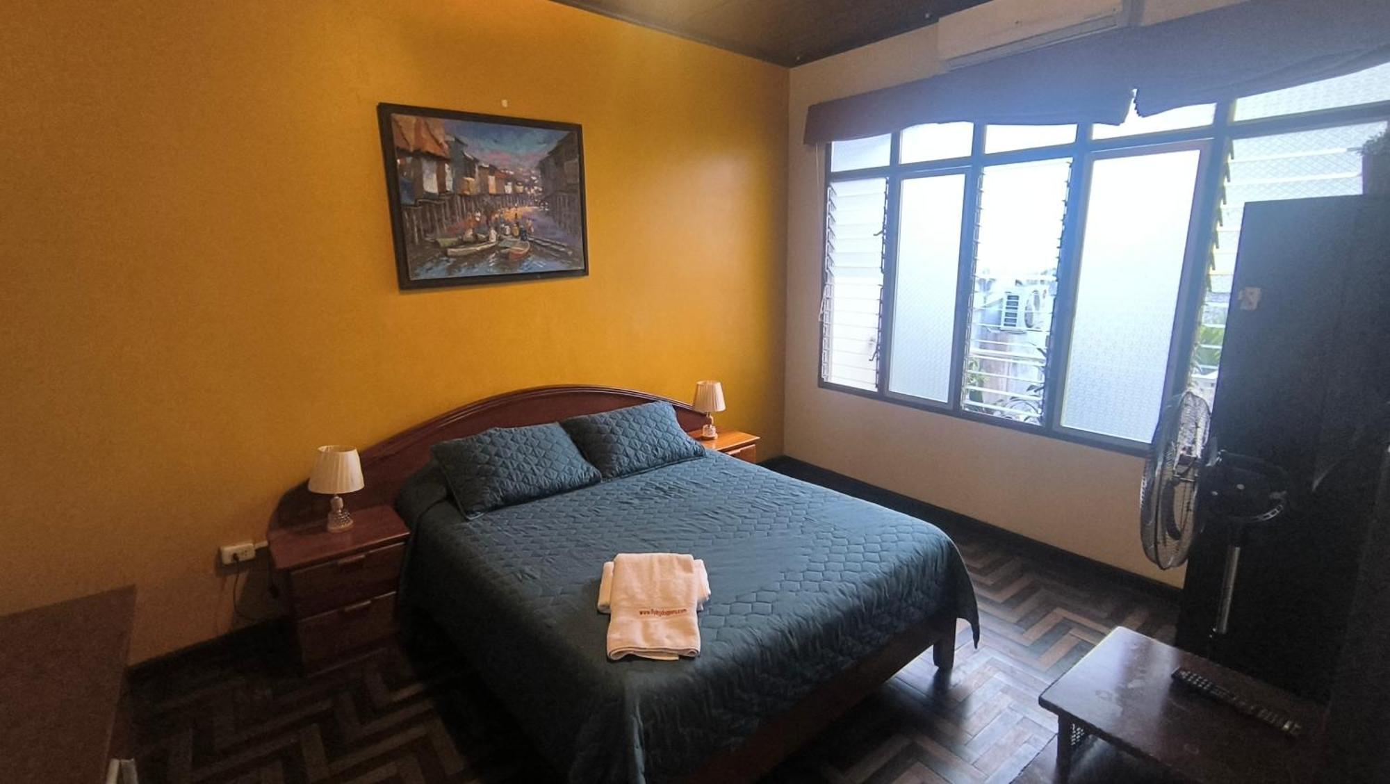 Flying Dog Hostel Iquitos Exterior foto